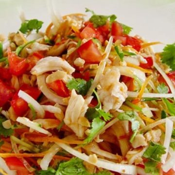 Salade au poulet Thai